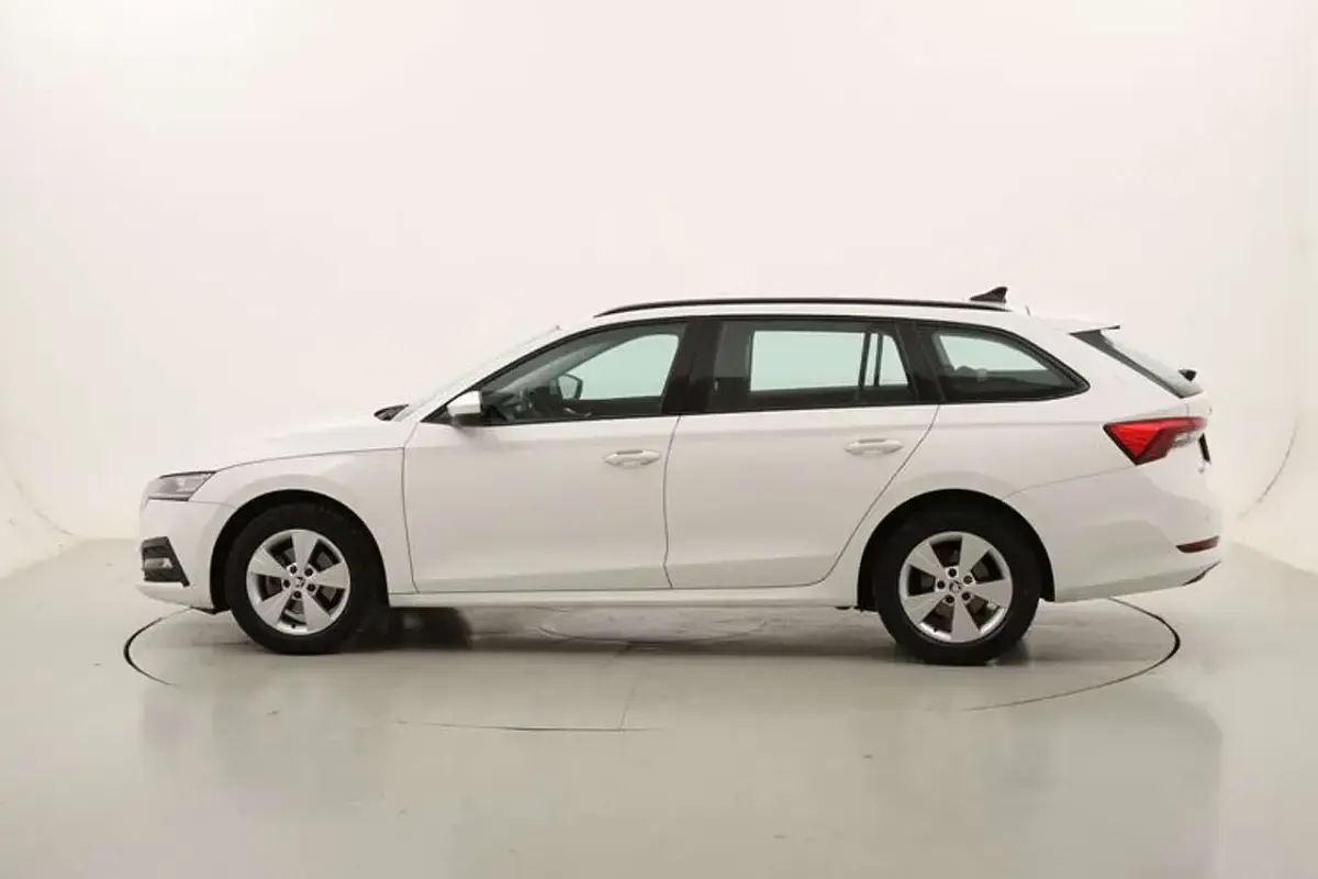 Occasion Skoda Octavia Executive 150 ch (110 kW) 2022 Blanc Break