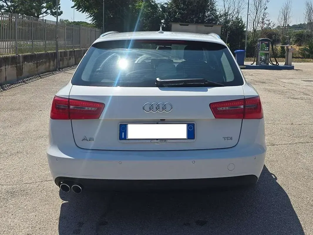 Usata Audi A6 Ambiente 150 CV (110 kW) 2014 Bianco Station wagon