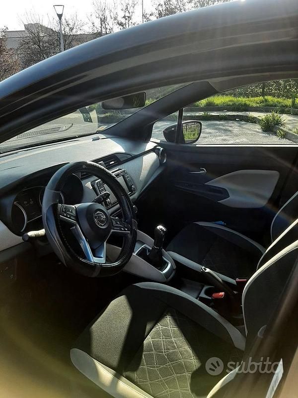 Usata Nissan Micra N-Connecta 90 CV (66 kW) 2019 Nero Utilitaria