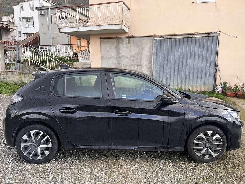 Usata Peugeot 208 Active 75 CV (55 kW) 2024 Utilitaria