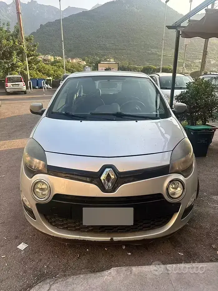 Usata Renault Twingo 75 CV (55 kW) 2012 Grigio Utilitaria