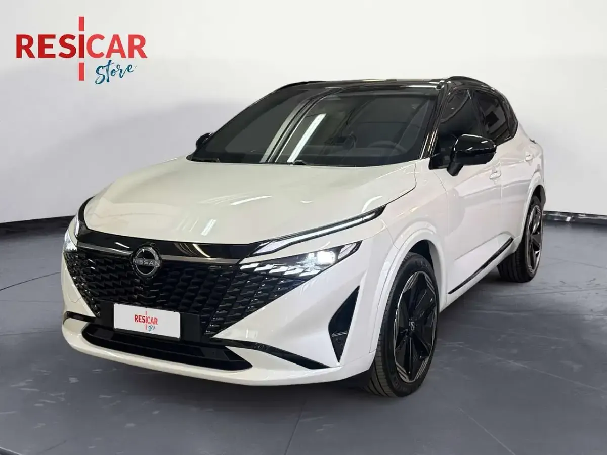 Usata Nissan Qashqai 140 CV (102 kW) 2025 White/black SUV