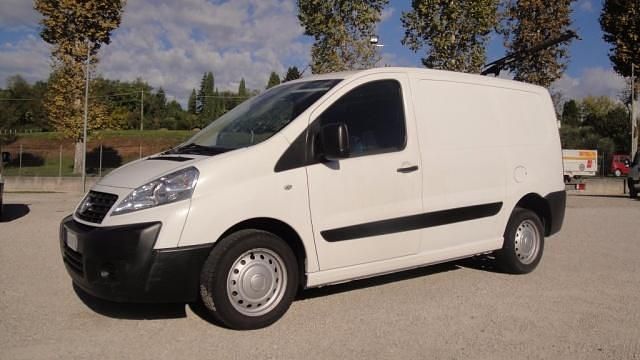 Usata Fiat Scudo Comfort 120 CV (88 kW) 2008 Bianco pastello Furgone
