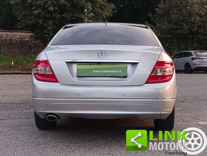 Usata Mercedes C200 Avantgarde 136 CV (100 kW) 2011 Grigio Berlina