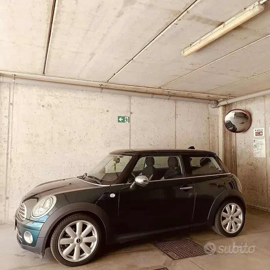 Usata Mini Cooper D Chili 109 CV (80 kW) 2009 Verde Utilitaria