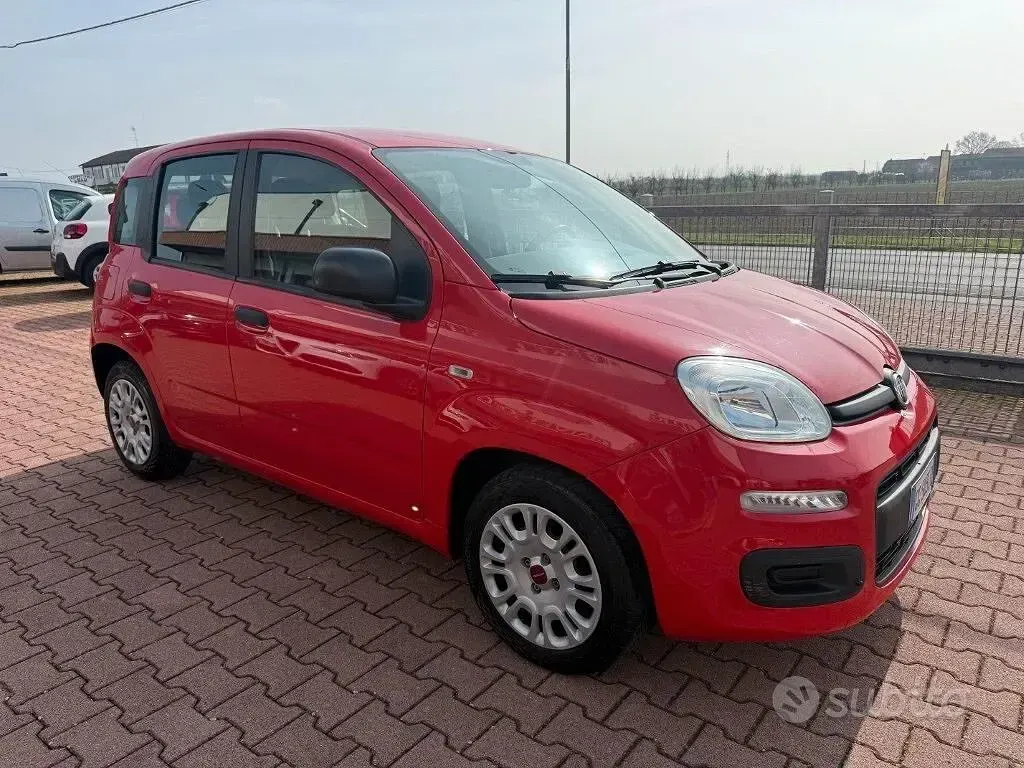 Usata Fiat Panda 69 CV (50 kW) 2021 Rosso Utilitaria