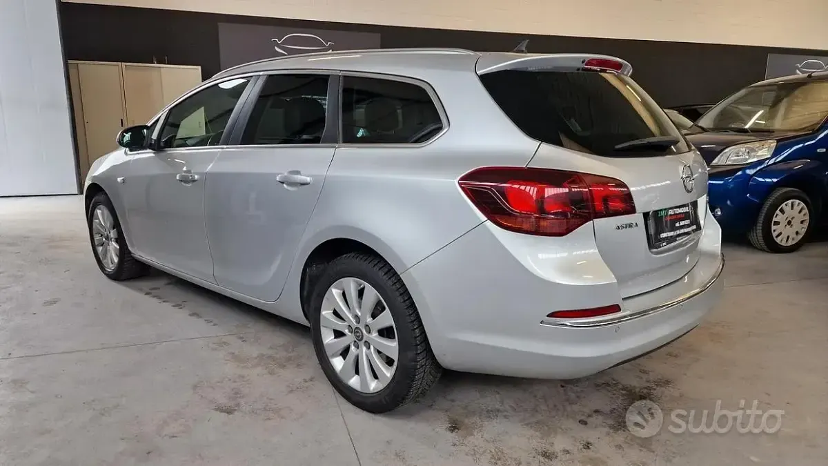 Usata Opel Astra S 110 CV (80 kW) 2016 Other Station wagon