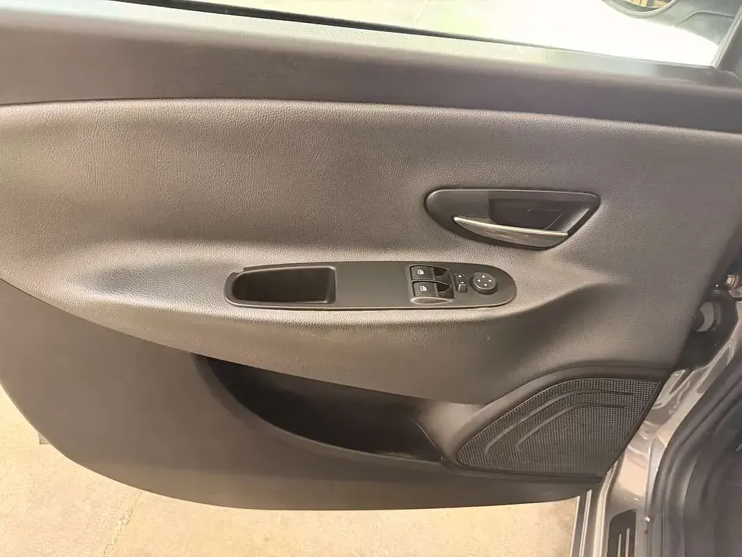 Usata Lancia Ypsilon Platinum 69 CV (50 kW) 2016 Utilitaria
