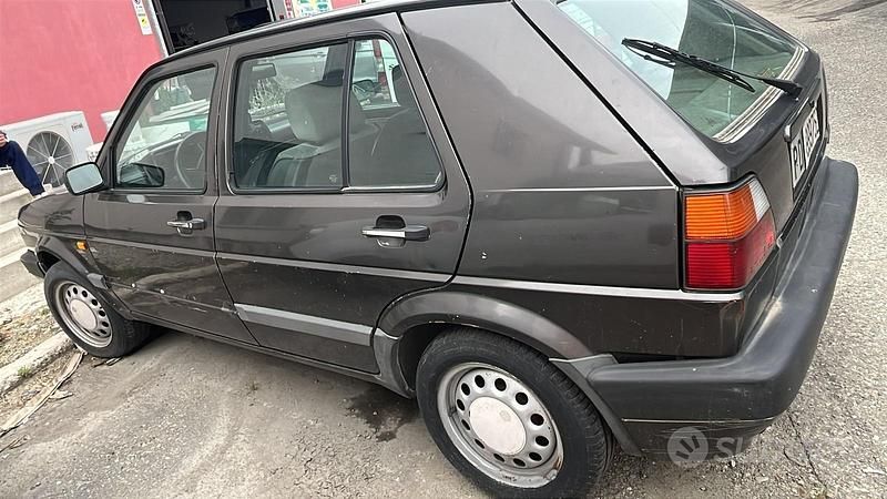 Usata VW Golf II Match 73 CV (53 kW) 1990 Grigio Utilitaria