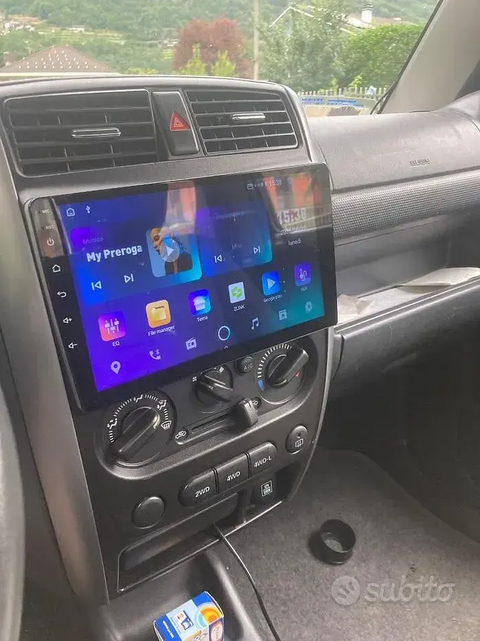 Usata Suzuki Jimny 85 CV (62 kW) 2014 Grigio SUV