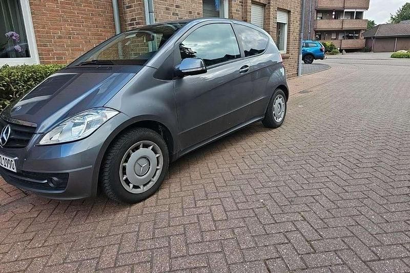 Usata Mercedes A180 Edition 109 CV (80 kW) 2009 Coupé