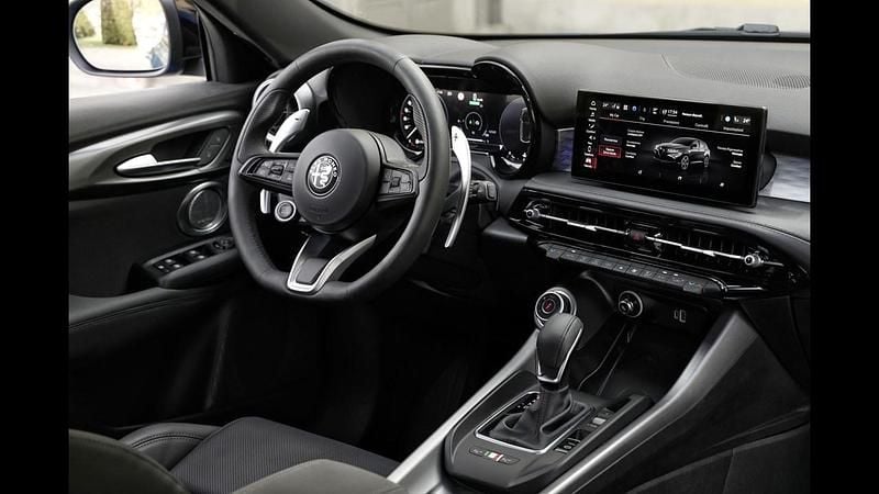 Nuova Alfa Romeo Tonale Sprint 131 CV (96 kW) 2025 Blu misano SUV