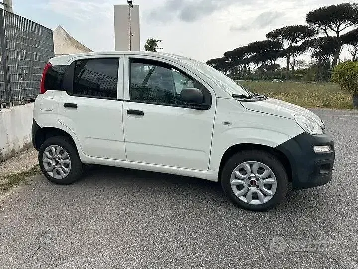 Usata Fiat Panda Pop 80 CV (58 kW) 2021 Bianco Utilitaria
