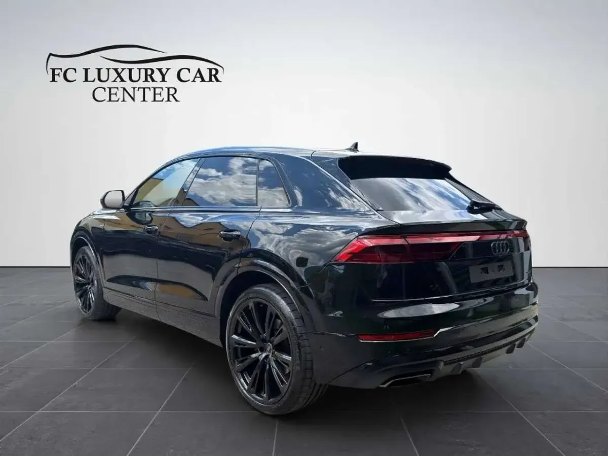 Nuova Audi Q8 S-Line 286 CV (210 kW) 2026 Nero SUV