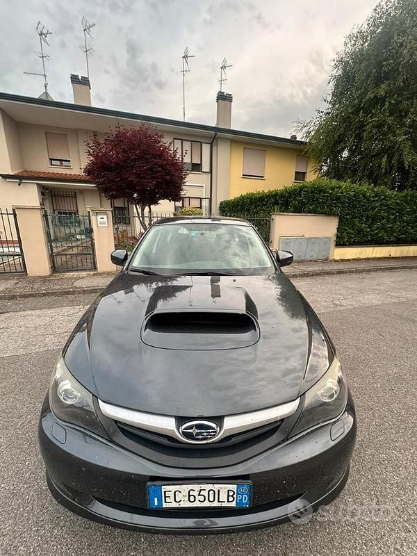 Usata Subaru Impreza 150 CV (110 kW) 2011 Grigio Monovolume
