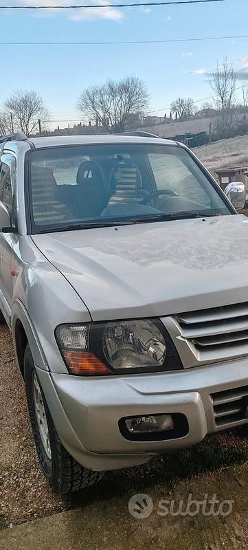 Usata Mitsubishi Pajero 2002 Grigio SUV