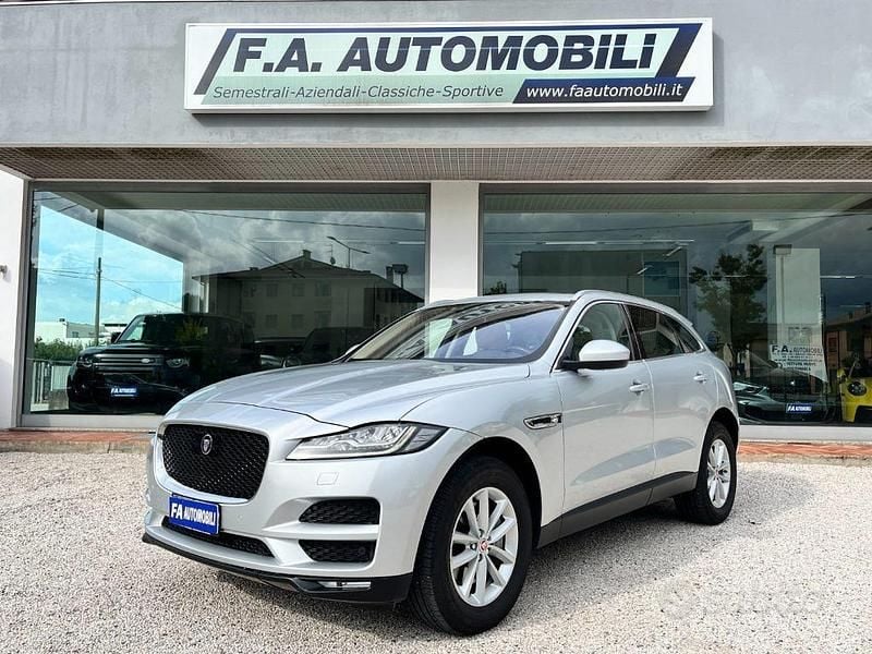 Usata Jaguar F-Pace Portfolio 300 CV (220 kW) 2016 Grigio SUV