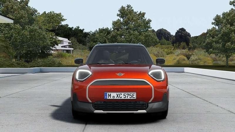 Nuova Mini Aceman Favoured 135 kW (184 CV) 2026 Rebel red SUV