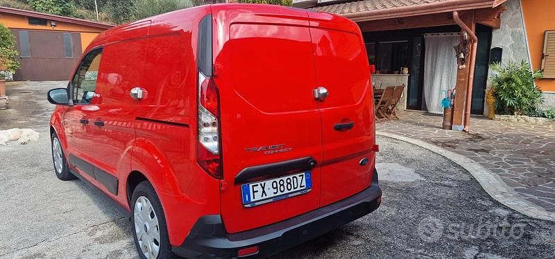 Usata Ford Transit Connect Trend 119 CV (87 kW) 2019 Rosso Monovolume