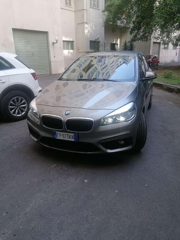 Usata 2015 BMW 216 Active Tourer Luxury Line Monovolume | 9900 € (Ottimo prezzo) - Immagine 1/4