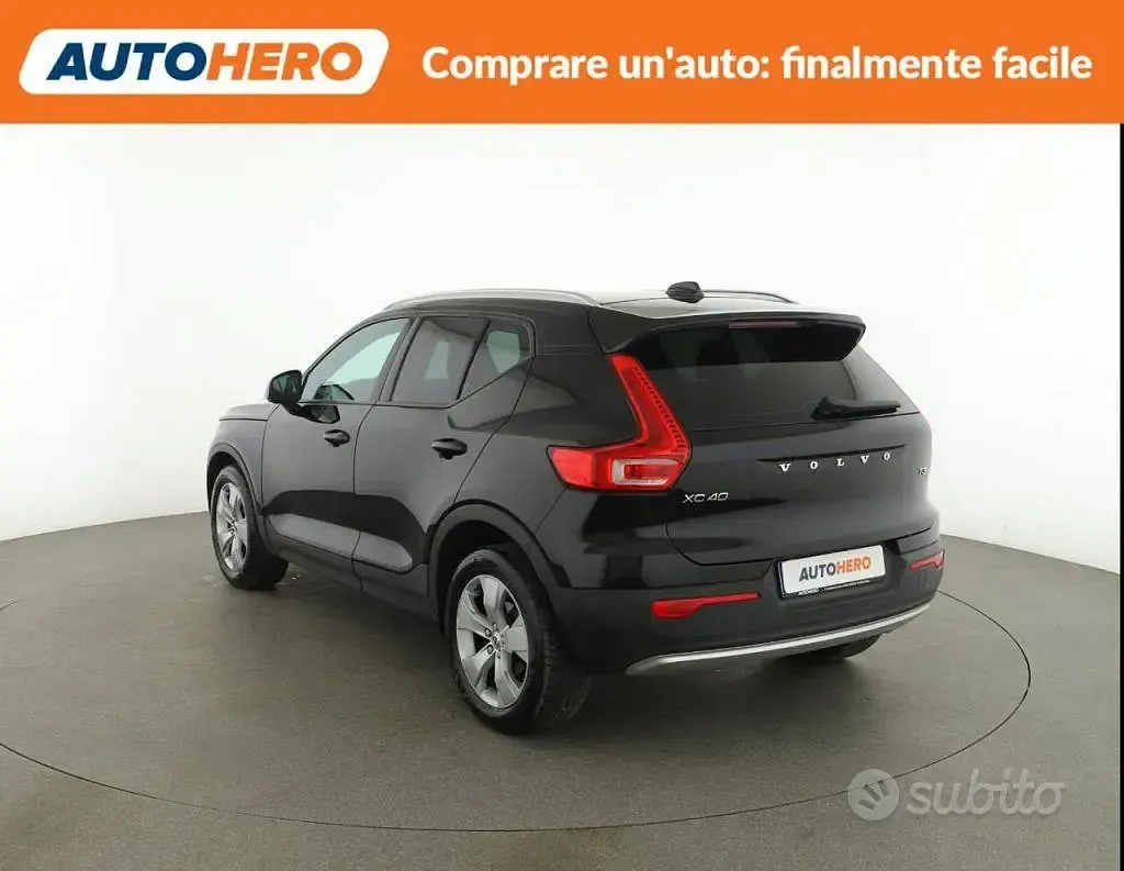 Usata Volvo XC40 Business Edition 163 CV (119 kW) 2020 Nero SUV