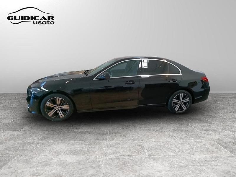 Usata Mercedes C200 163 CV (119 kW) 2023 Nero Berlina
