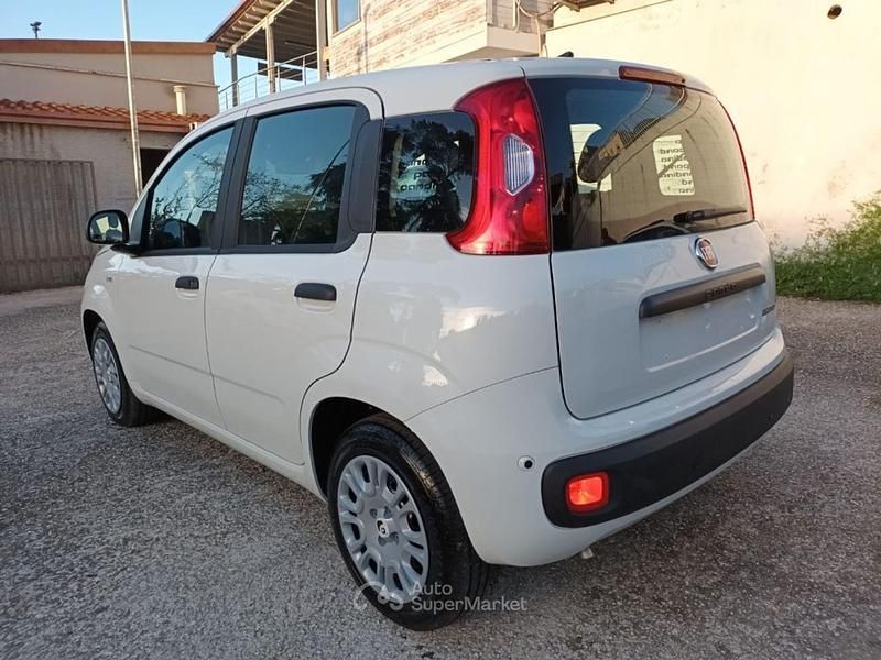 Nuova Fiat Panda Icon 70 CV (51 kW) 2025 Bianco Utilitaria