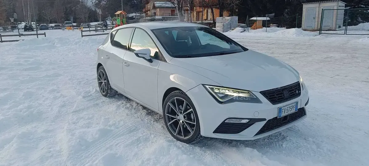 Usata Seat Leon FR 131 CV (96 kW) 2019 Bianco Berlina