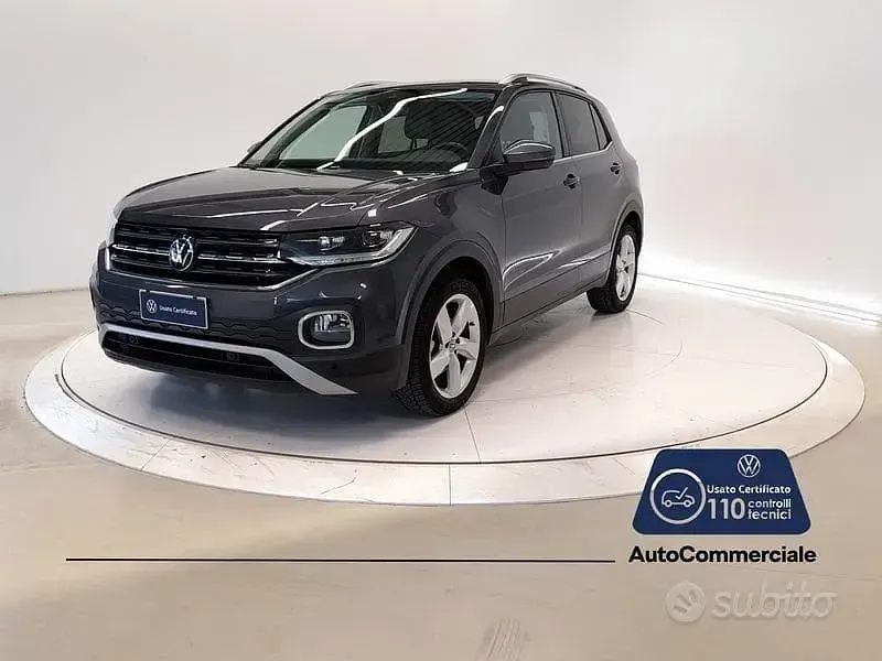 Usata VW T-Cross Advance 110 CV (80 kW) 2023 Grigio scuro SUV