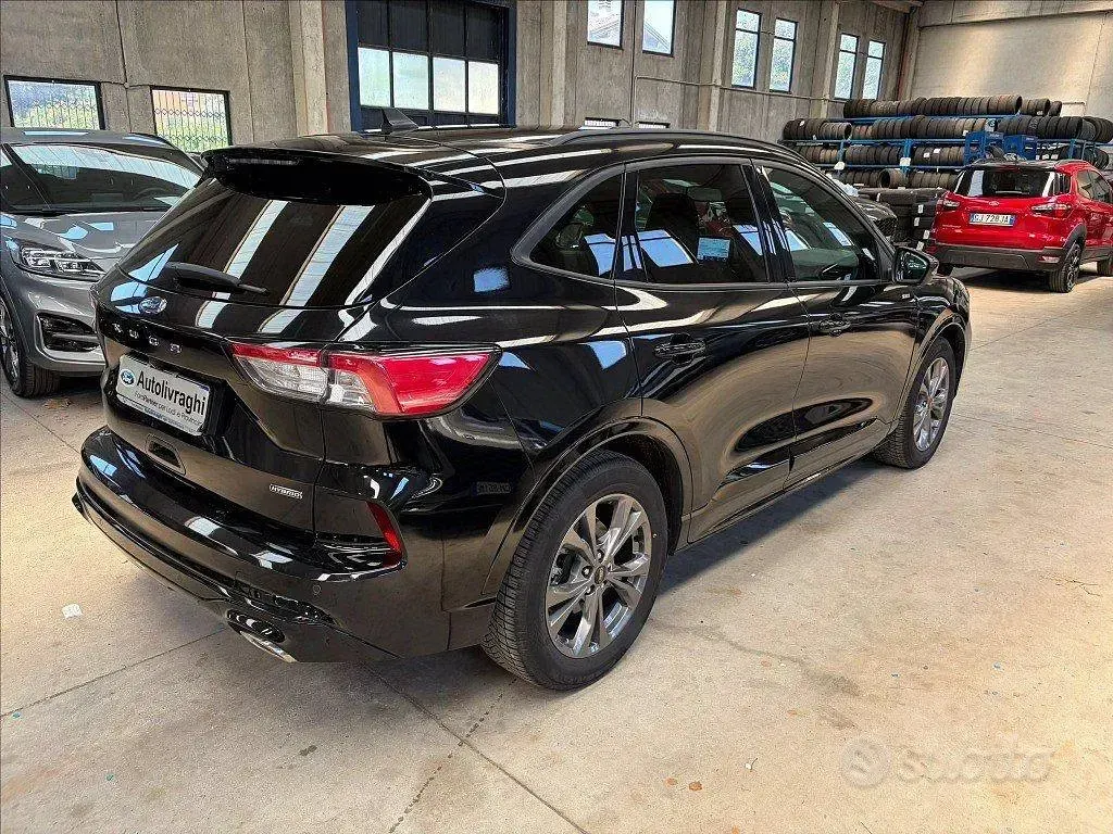 Usata Ford Kuga ST-Line X 190 CV (139 kW) 2023 Nero SUV
