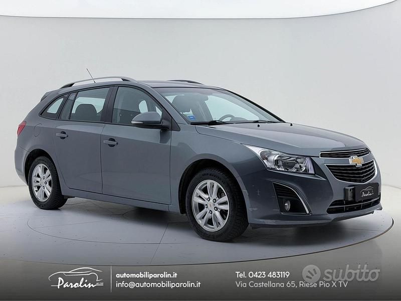 Usata Chevrolet Cruze LT 131 CV (96 kW) 2014 Grigio scuro Station wagon