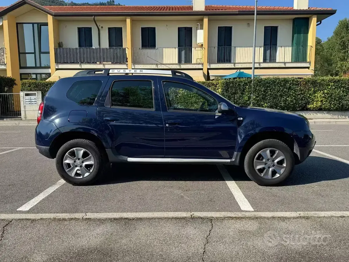 Usata Dacia Duster 114 CV (83 kW) 2015 Bluazzurro SUV