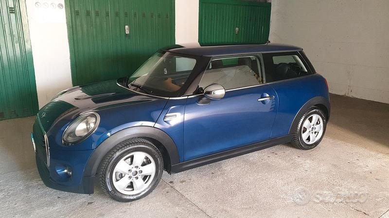 Usata Mini ONE 102 CV (75 kW) 2016 Utilitaria