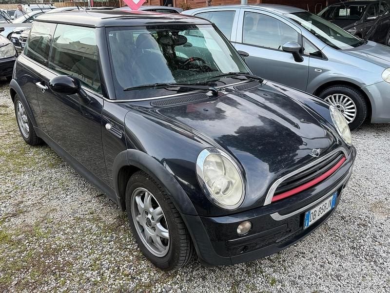 Usata Mini One D 88 CV (64 kW) 2006 Nero Utilitaria