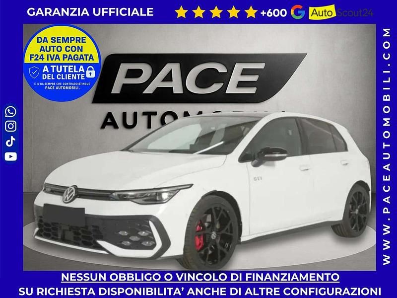 Usata VW Golf VIII GTI 265 CV (194 kW) 2024 Bianco pastello Berlina