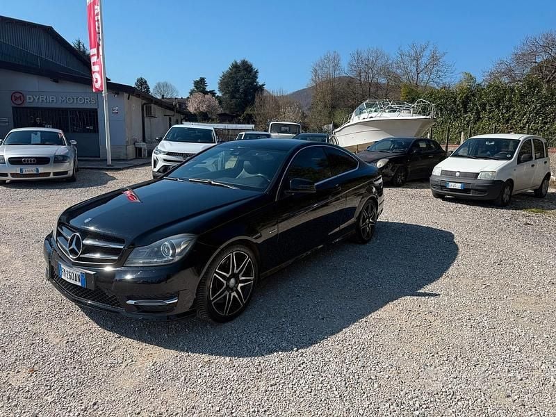 Usata Mercedes C250 Avantgarde 204 CV (150 kW) 2012 Nero Coupé