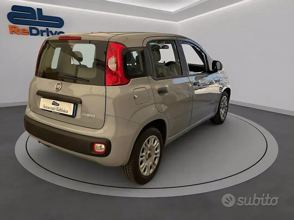 Usata Fiat Panda S 70 CV (51 kW) 2022 Grigio urano Utilitaria