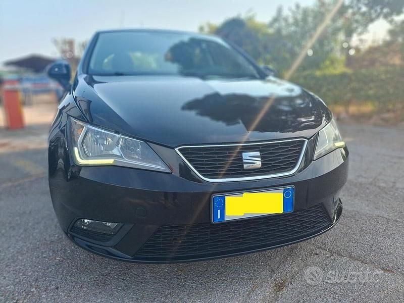 Nero Usata 2016 Seat Ibiza Business Tre volumi | 6800 € (Buon prezzo) - Immagine 1/4