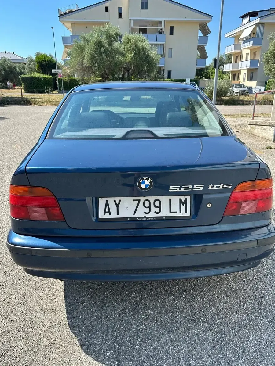 Usata BMW 2500 142 CV (104 kW) 1998 Blu Berlina