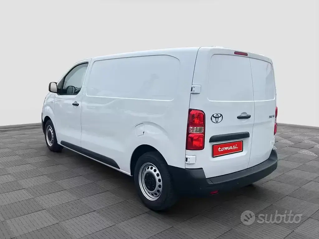 Nuova Toyota Proace Comfort 120 CV (88 kW) 2026 White solid Monovolume