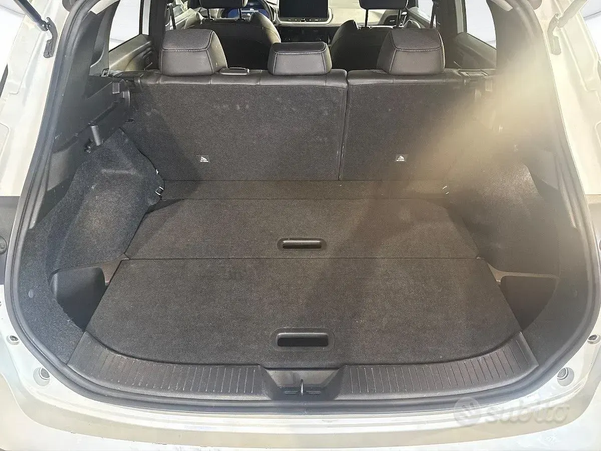 Usata Nissan Qashqai N-Connecta 158 CV (116 kW) 2025 Bianco perla SUV
