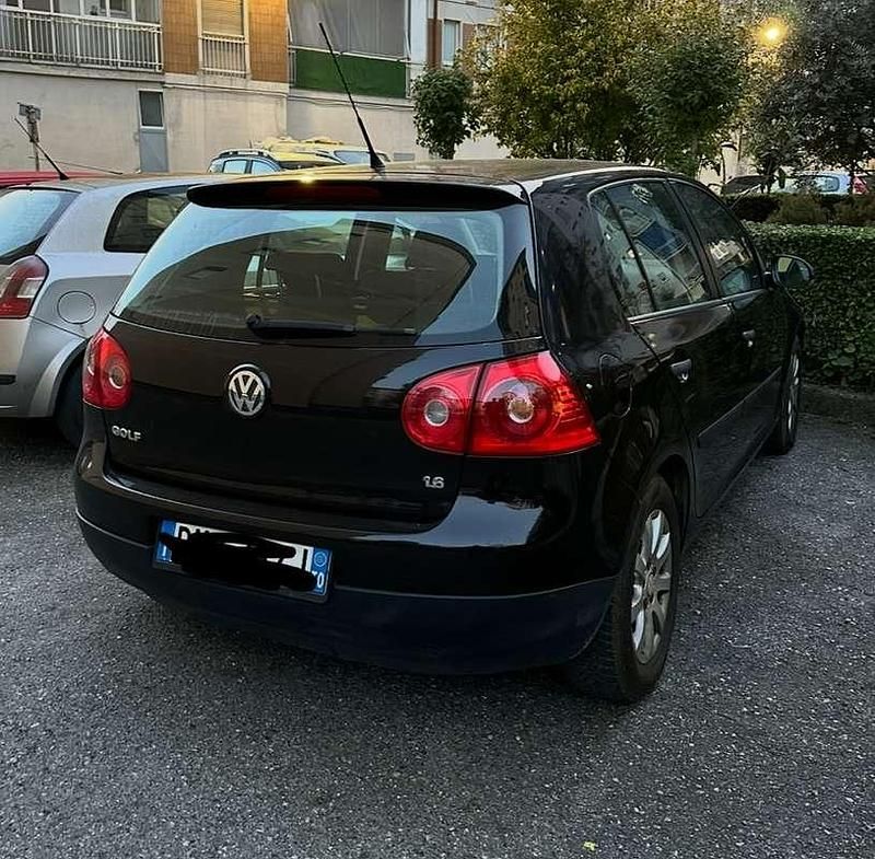 Usata VW Golf VI 102 CV (75 kW) 2008 Nero Utilitaria