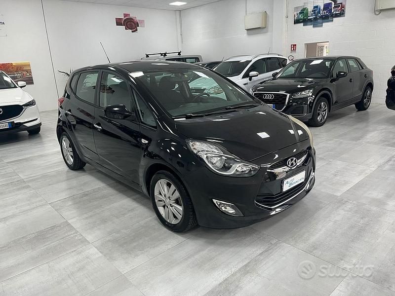 Begagnad Hyundai ix20 90 HK (66 kW) 2011 Svart Halvkombi
