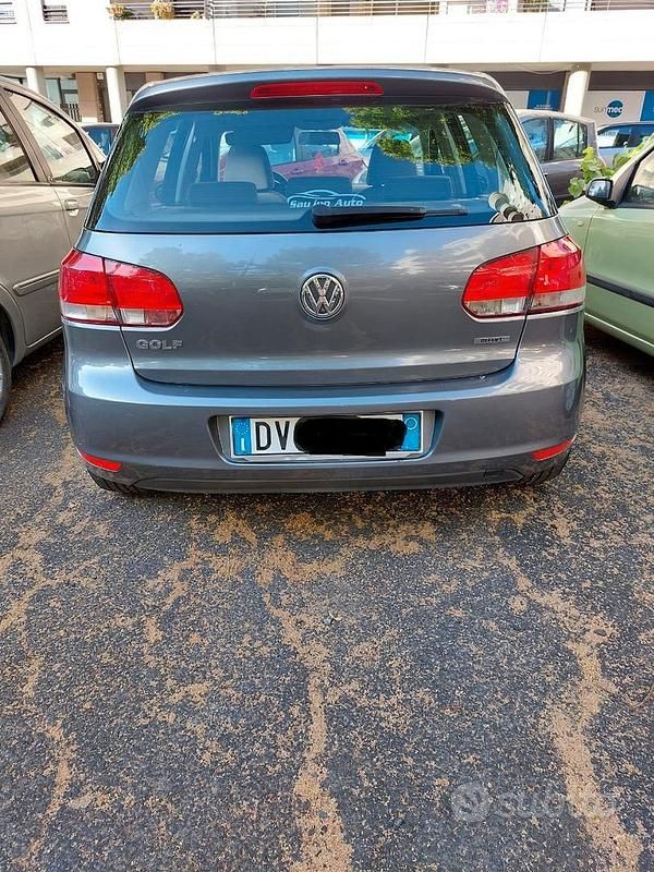 Usata VW Golf VI 102 CV (75 kW) 2009 Grigio Utilitaria