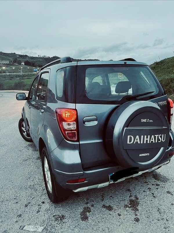 Usata Daihatsu Terios 86 CV (63 kW) 2007 SUV