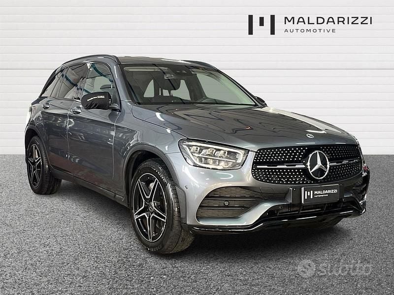 Usata Mercedes GLC200 Premium Plus 197 CV (144 kW) 2022 Argento SUV