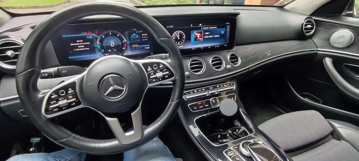 Usata Mercedes E220 Premium 194 CV (142 kW) 2019 Berlina