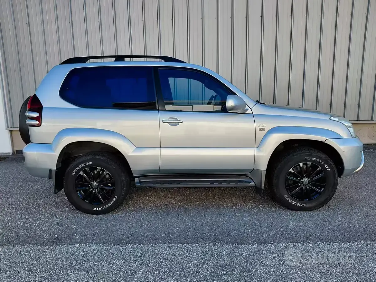 Usata Toyota Land Cruiser 163 CV (119 kW) 2004 Grigio SUV