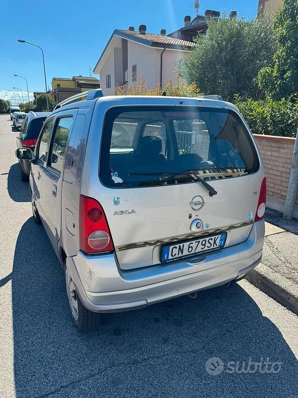 Usata 2004 Opel Agila Njoy Due volumi | 500 € (Buon prezzo) - Immagine 1/4