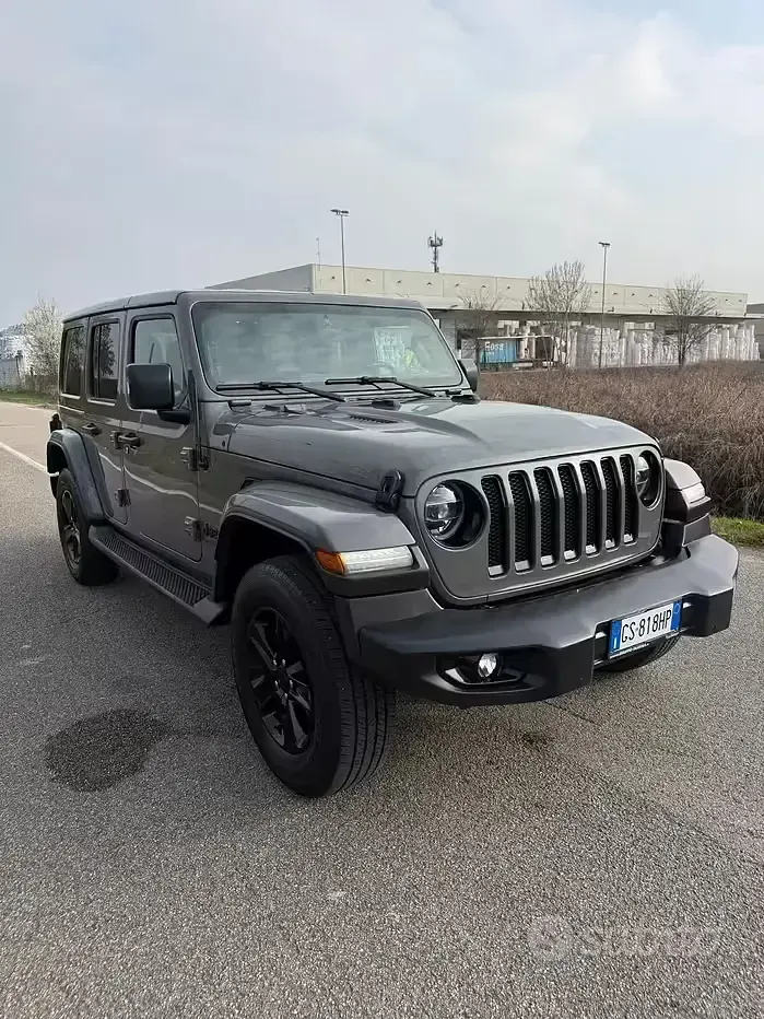 Usata Jeep Wrangler Sahara 272 CV (200 kW) 2020 Grigio SUV